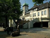 Rathaus mit Viehmarkt-Brunnen